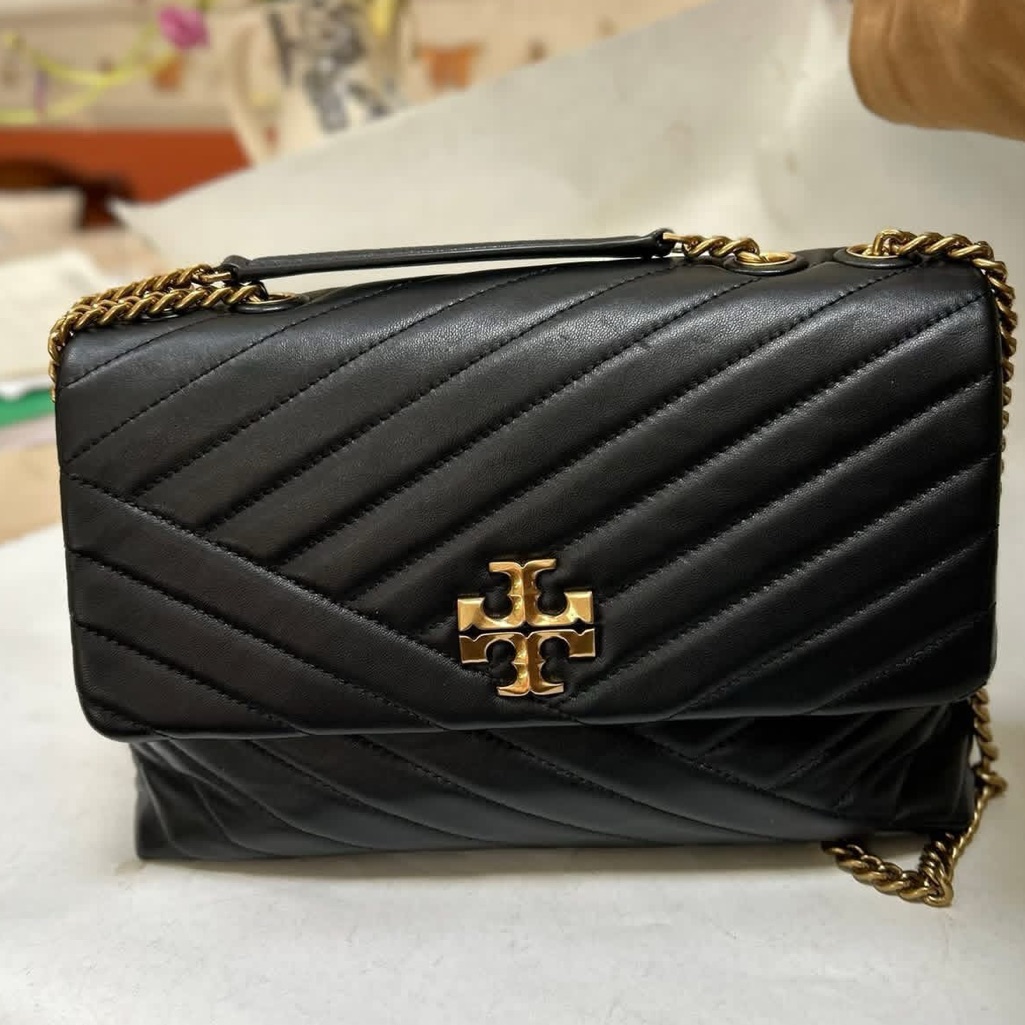 Tory Burch Black Small Kira Chevron Quilted Leather Shoulder Bag With Gold Chain
